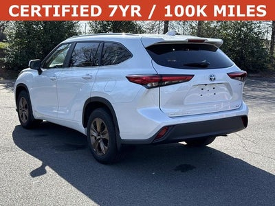 2023 Toyota Highlander Hybrid Bronze Edition