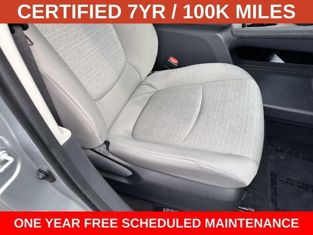 2023 Toyota Sienna LE 8 Passenger