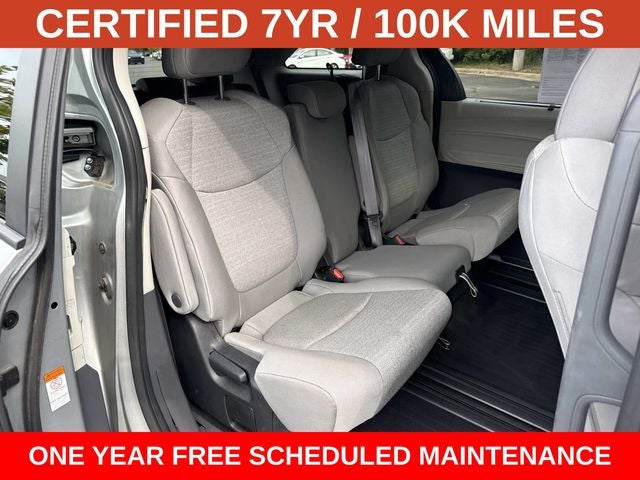 2023 Toyota Sienna LE 8 Passenger