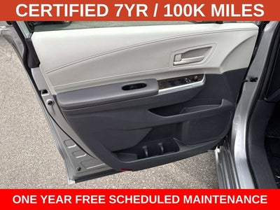 2023 Toyota Sienna LE 8 Passenger