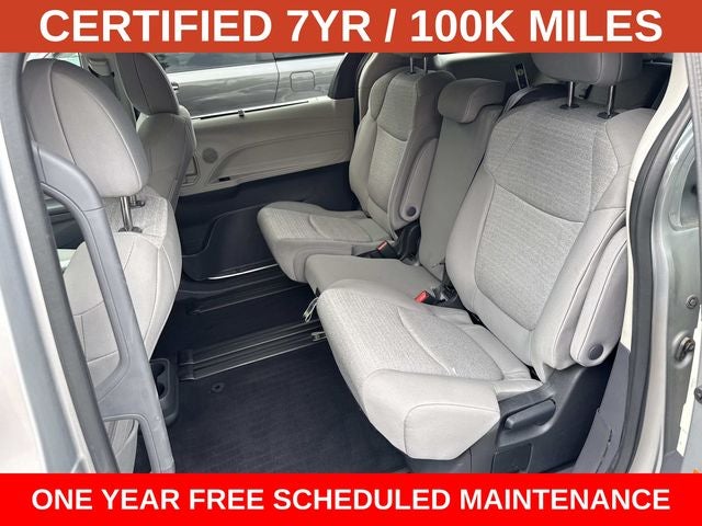 2023 Toyota Sienna LE 8 Passenger