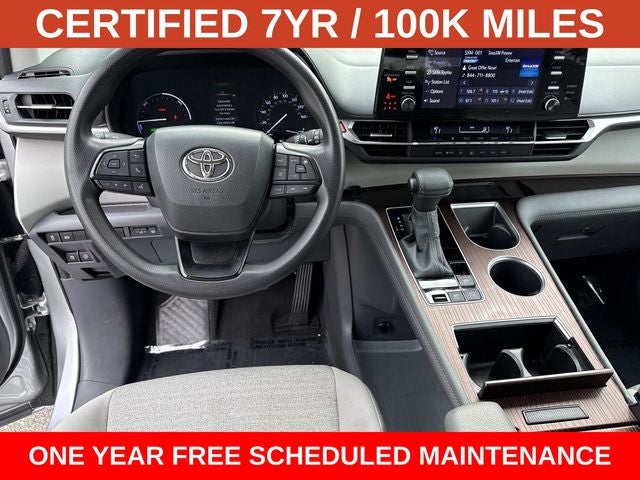 2023 Toyota Sienna LE 8 Passenger