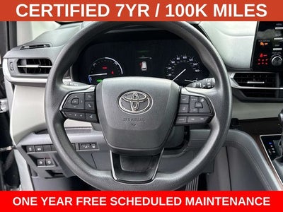 2023 Toyota Sienna LE 8 Passenger