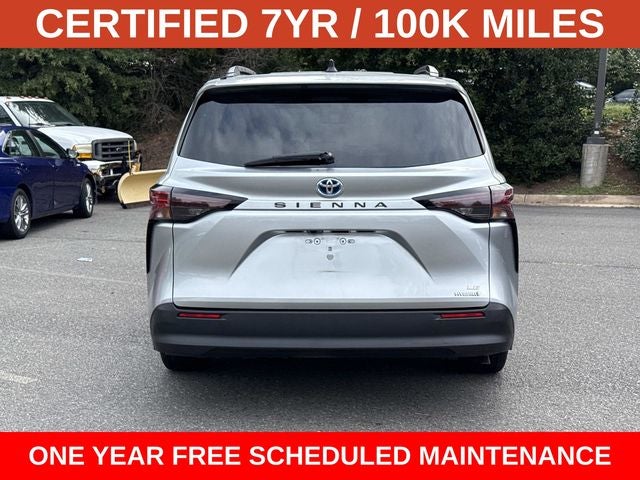 2023 Toyota Sienna LE 8 Passenger
