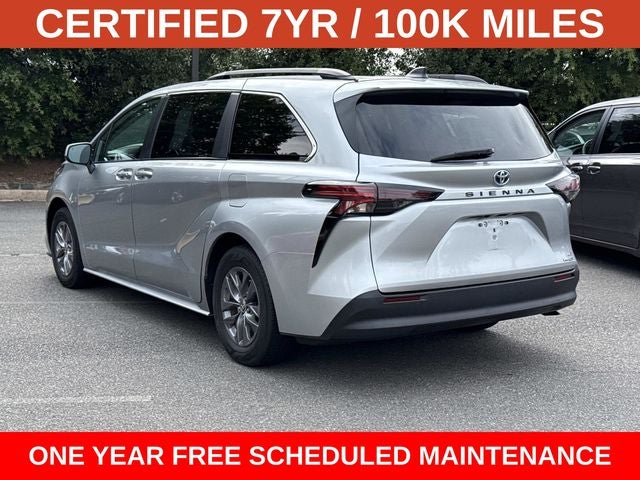 2023 Toyota Sienna LE 8 Passenger