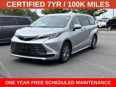 2023 Toyota Sienna LE 8 Passenger
