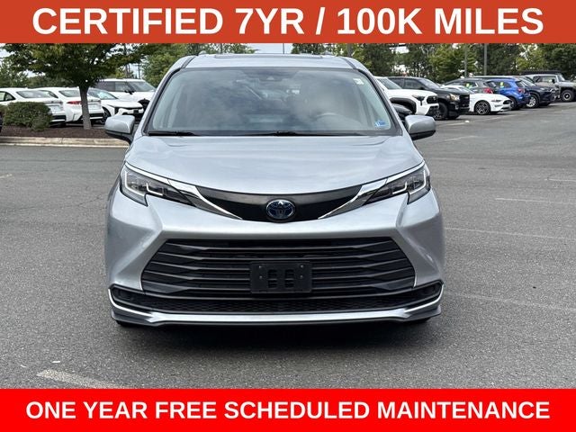 2023 Toyota Sienna LE 8 Passenger
