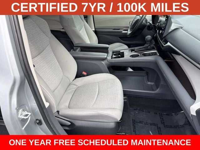 2023 Toyota Sienna LE 8 Passenger