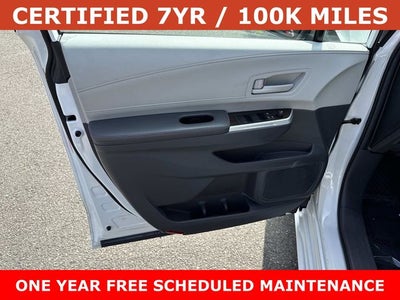 2024 Toyota Sienna LE 8 Passenger