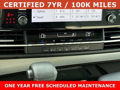 2024 Toyota Sienna LE 8 Passenger
