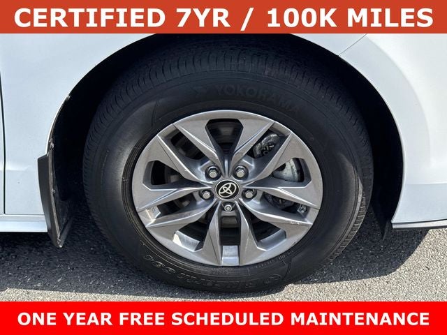 2024 Toyota Sienna LE 8 Passenger