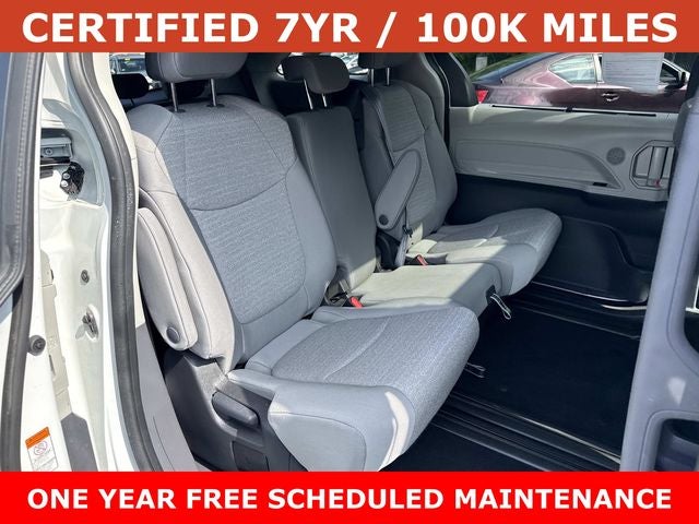 2024 Toyota Sienna LE 8 Passenger