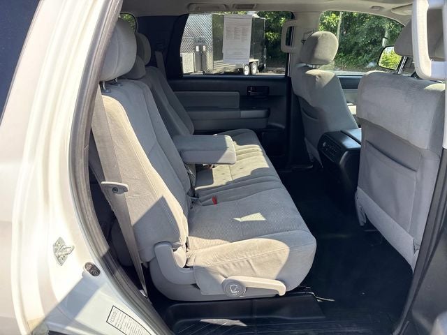 2015 Toyota Sequoia SR5 5.7L