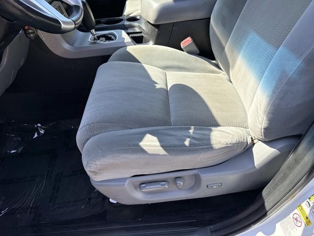 2015 Toyota Sequoia SR5 5.7L