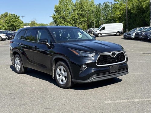 2022 Toyota Highlander LE