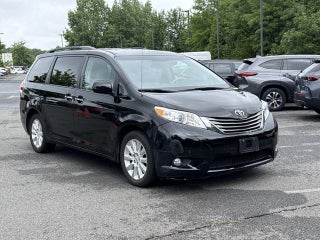 2013 Toyota Sienna XLE 7 Passenger