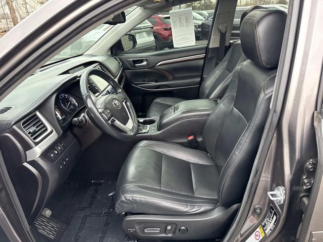 2016 Toyota Highlander Limited Platinum V6