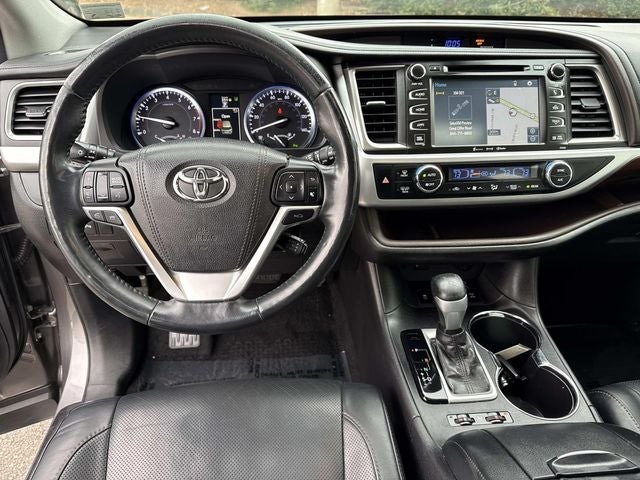 2016 Toyota Highlander Limited Platinum V6