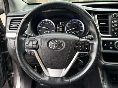 2016 Toyota Highlander Limited Platinum V6