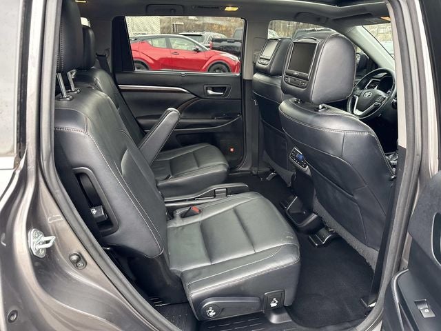 2016 Toyota Highlander Limited Platinum V6