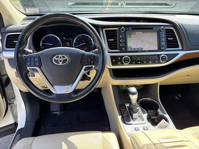 2018 Toyota Highlander Limited Platinum