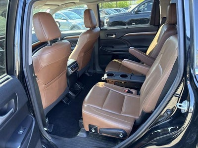 2017 Toyota Highlander Limited