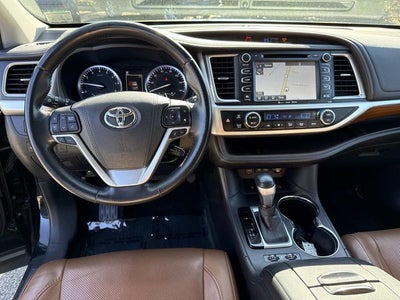 2017 Toyota Highlander Limited