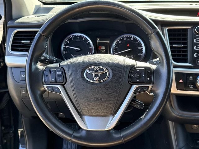 2017 Toyota Highlander Limited