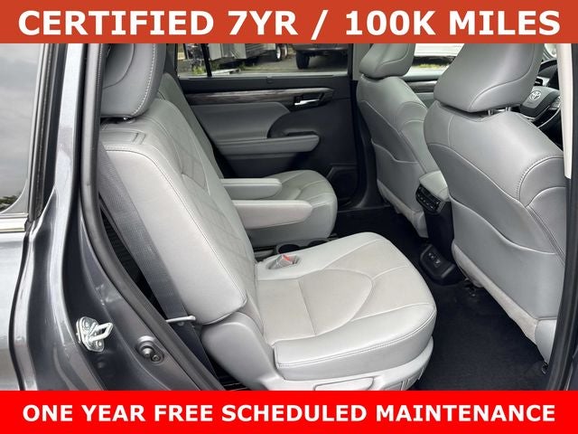 2021 Toyota Highlander Hybrid Platinum