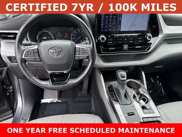 2021 Toyota Highlander Hybrid Platinum