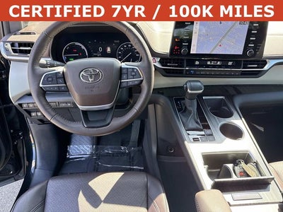 2024 Toyota Sienna Platinum 7 Passenger