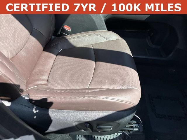 2024 Toyota Sienna Platinum 7 Passenger