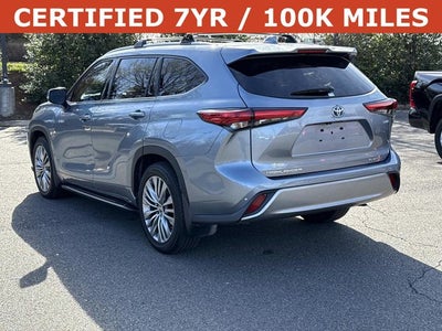 2021 Toyota Highlander Hybrid Platinum