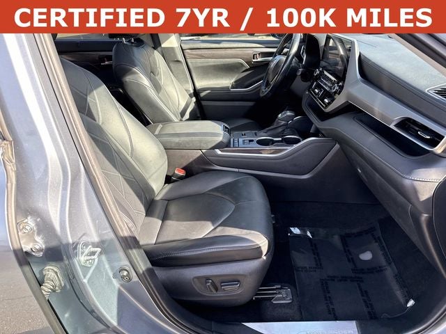 2021 Toyota Highlander Hybrid Platinum