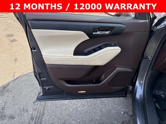 2021 Toyota Highlander Hybrid XLE