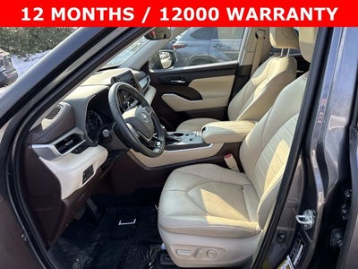 2021 Toyota Highlander Hybrid XLE