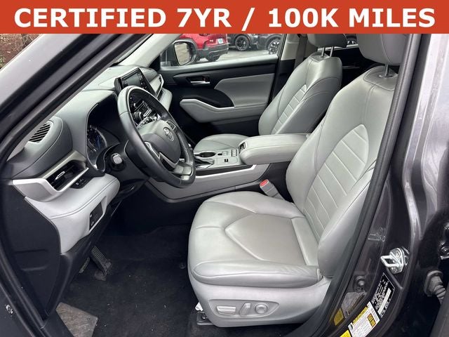2022 Toyota Highlander Hybrid XLE