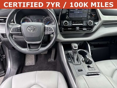 2022 Toyota Highlander Hybrid XLE