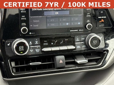 2022 Toyota Highlander Hybrid XLE