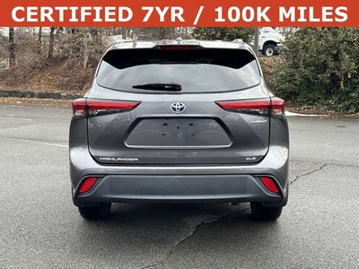 2022 Toyota Highlander Hybrid XLE