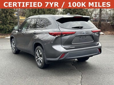 2022 Toyota Highlander Hybrid XLE