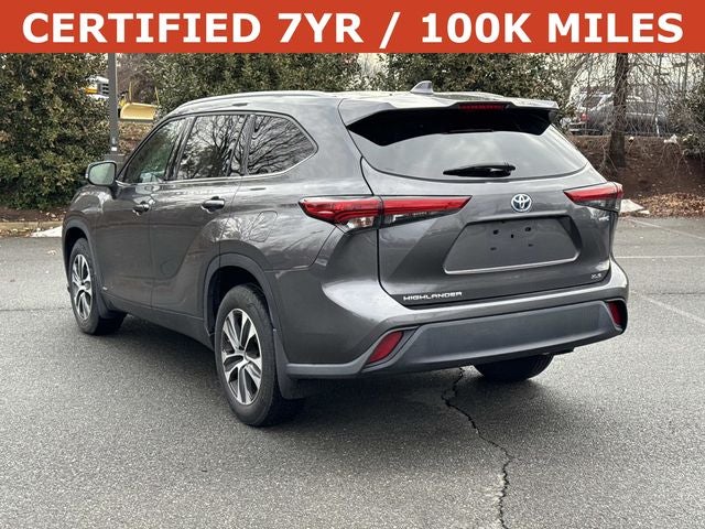 2022 Toyota Highlander Hybrid XLE