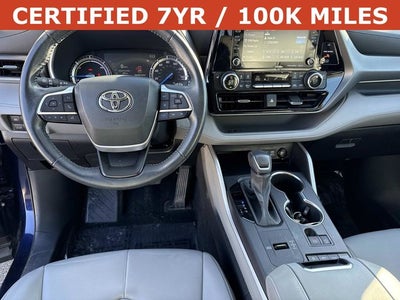 2022 Toyota Highlander Hybrid XLE