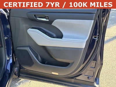 2022 Toyota Highlander Hybrid XLE