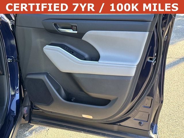 2022 Toyota Highlander Hybrid XLE