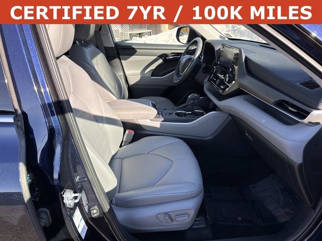 2022 Toyota Highlander Hybrid XLE