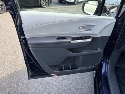 2022 Toyota Sienna XLE 7 Passenger