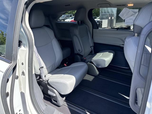 2024 Toyota Sienna XLE 7 Passenger