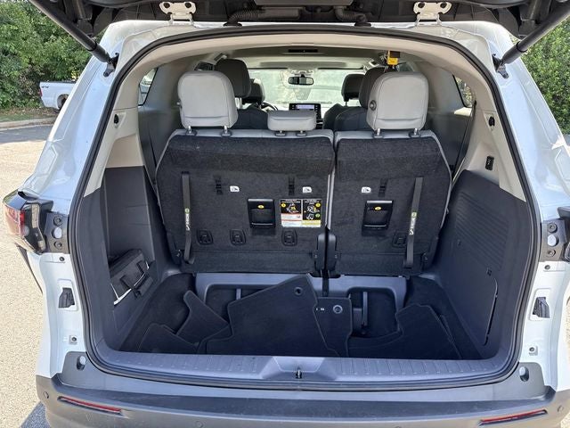 2024 Toyota Sienna XLE 7 Passenger