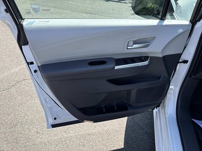 2024 Toyota Sienna XLE 7 Passenger